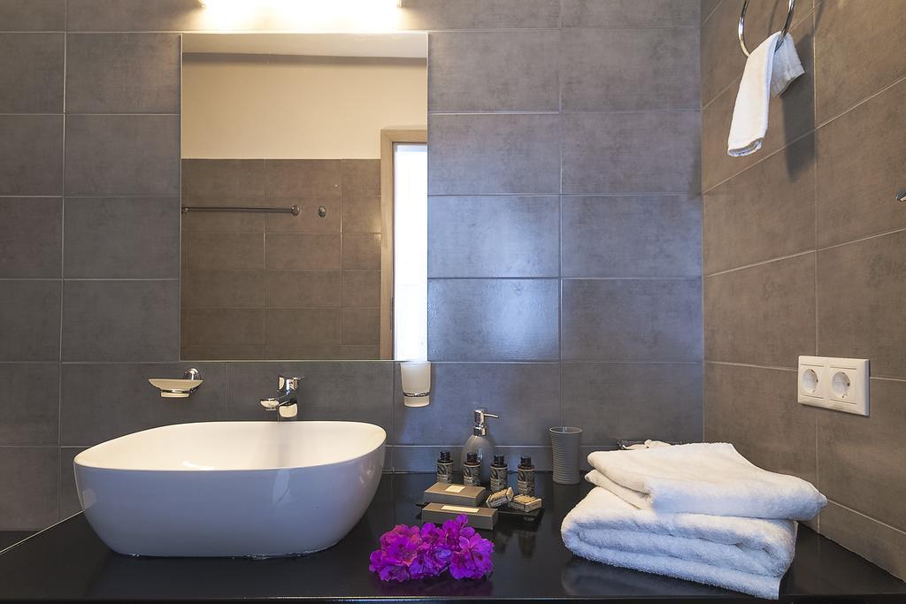 Avalon Mykonos Suites Super Paradise Beach  Eksteriør billede